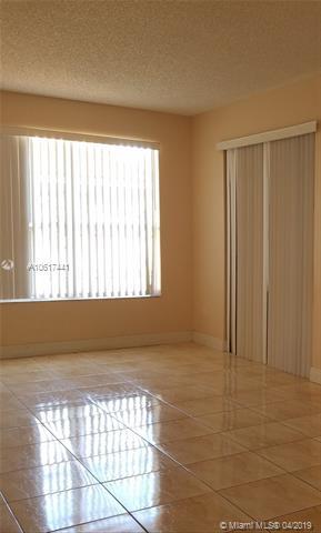 Undisclosed, Miami, FL 33193 photo 11