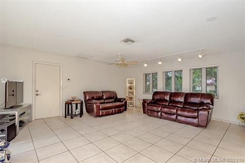 7010 Gleneagle Dr, Miami Lakes, FL 33014 photo 26