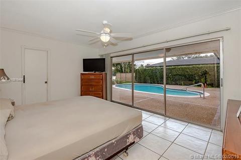 7010 Gleneagle Dr, Miami Lakes, FL 33014 photo 15