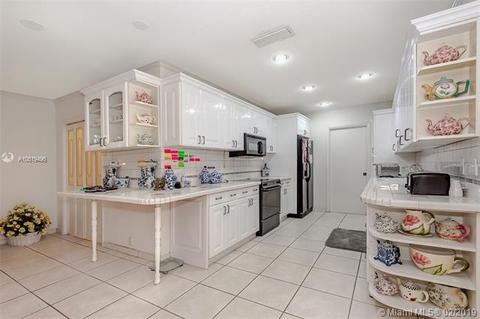 7010 Gleneagle Dr, Miami Lakes, FL 33014 photo 28