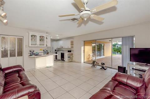 7010 Gleneagle Dr, Miami Lakes, FL 33014 photo 24