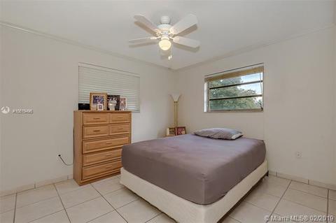 7010 Gleneagle Dr, Miami Lakes, FL 33014 photo 19