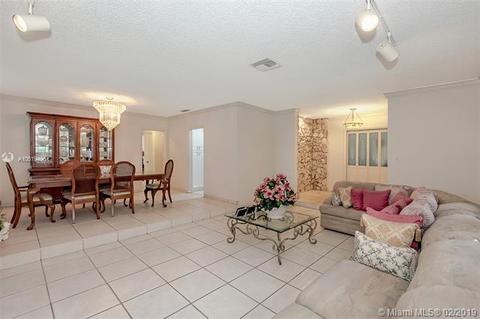 7010 Gleneagle Dr, Miami Lakes, FL 33014 photo 10