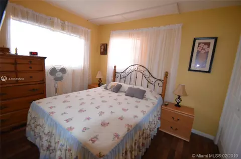274 E 9th St, Hialeah, FL 33010 photo 12