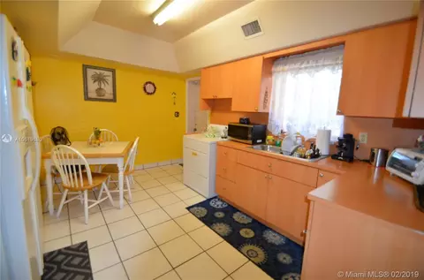 274 E 9th St, Hialeah, FL 33010 photo 10