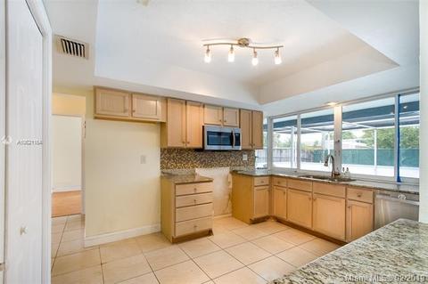 7772 Dilido Blvd, Miramar, FL 33023 photo 9