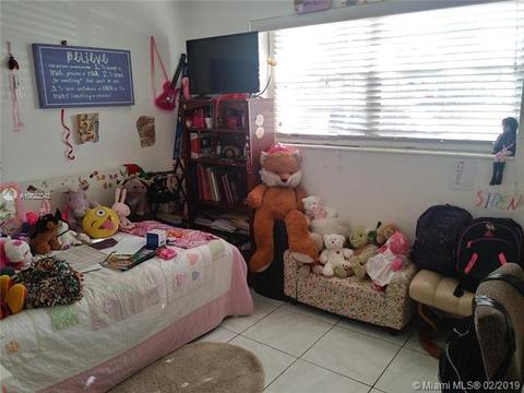 498 E 49th St, Hialeah, FL 33013 photo 21