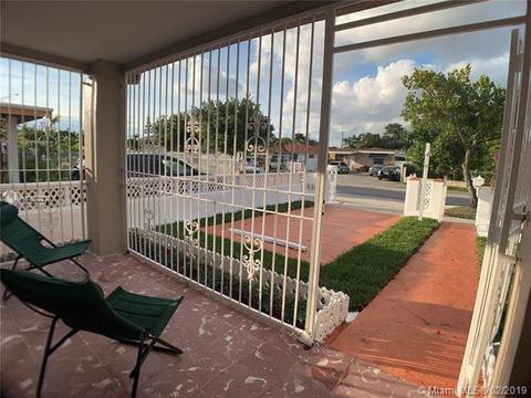 560 E 28th St, Hialeah, FL 33013 photo 6