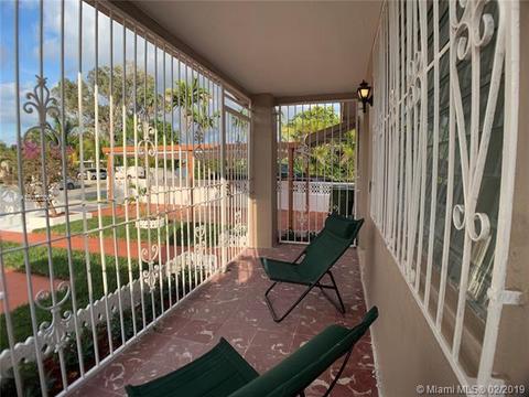 560 E 28th St, Hialeah, FL 33013 photo 5