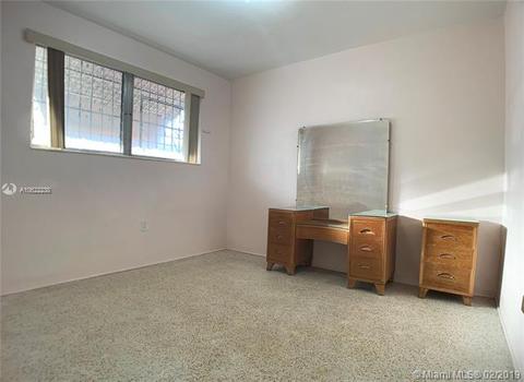 560 E 28th St, Hialeah, FL 33013 photo 15