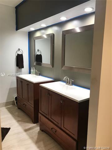 15534 Cairnryan Ct, Miami Lakes, FL 33014 photo 8