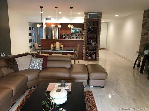 15534 Cairnryan Ct, Miami Lakes, FL 33014 photo 10