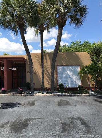 15534 Cairnryan Ct, Miami Lakes, FL 33014 photo 2