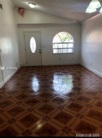 Undisclosed, Hialeah, FL 33016 photo 12