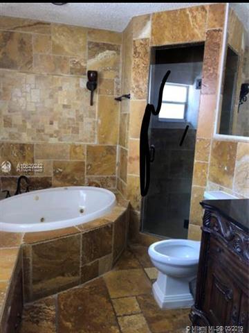 Undisclosed, Hialeah, FL 33016 photo 4