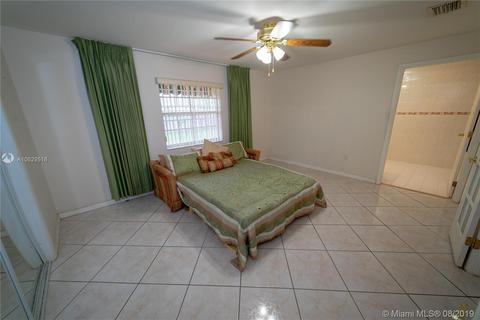 8861 N Kendall Dr, Miami, FL 33176 photo 16