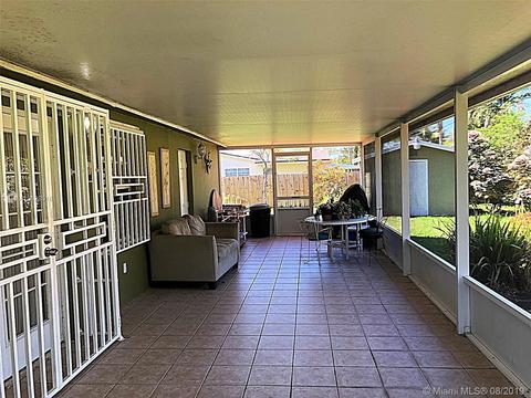 8861 N Kendall Dr, Miami, FL 33176 photo 4