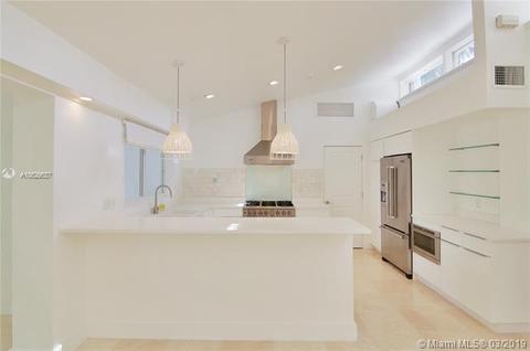 2544 Lucerne Ave, Miami Beach, FL 33140 photo 3