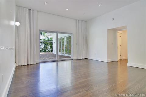 2544 Lucerne Ave, Miami Beach, FL 33140 photo 4