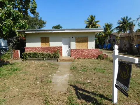 7979 NW 1st Pl, Miami, FL 33150 photo 1