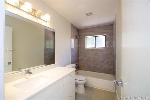 Undisclosed, Miami, FL 33196 photo 18