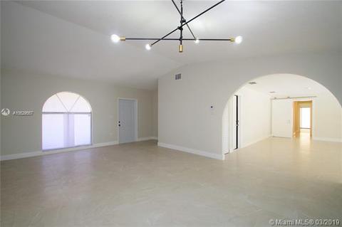 Undisclosed, Miami, FL 33196 photo 7