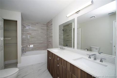 Undisclosed, Miami, FL 33196 photo 17