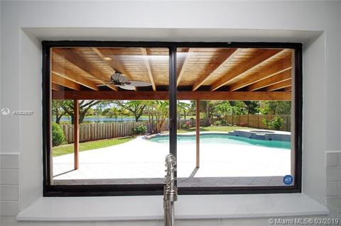 Undisclosed, Miami, FL 33196 photo 14