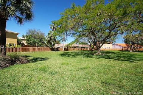 Undisclosed, Miami, FL 33196 photo 24