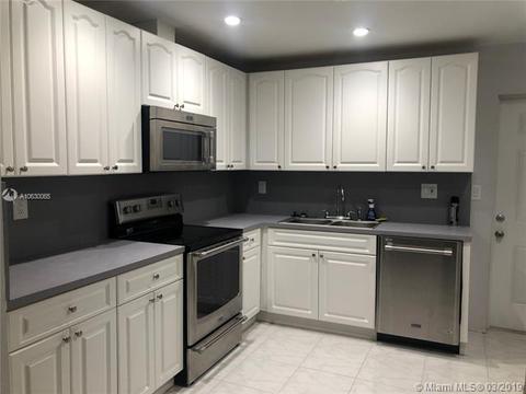 357 W 13th St, Hialeah, FL 33010 photo 2