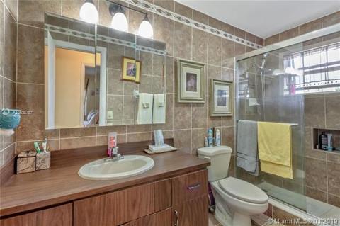20167 NW 58 Pl, Hialeah, FL 33015 photo 17
