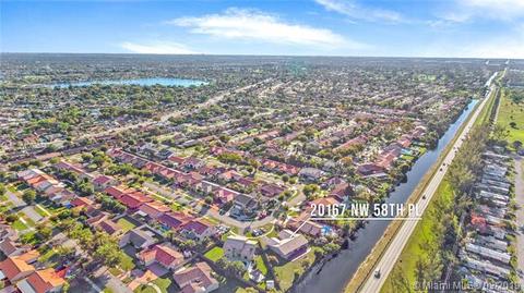 20167 NW 58 Pl, Hialeah, FL 33015 photo 4