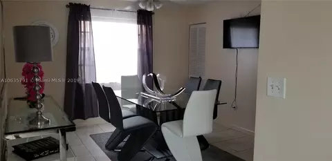 595 E 8th St, Hialeah, FL 33010 photo 2
