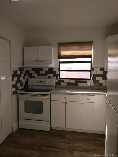 595 E 8th St, Hialeah, FL 33010 photo 9
