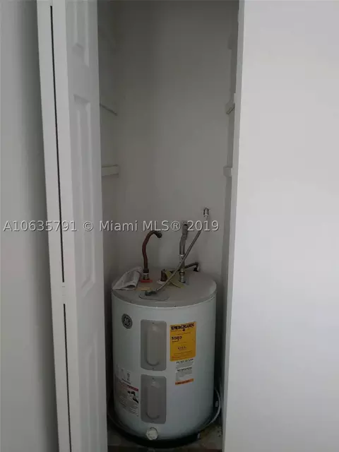 595 E 8th St, Hialeah, FL 33010 photo 29