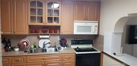 497 E 29 St, Hialeah, FL 33013 photo 5