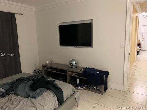 Undisclosed, Hialeah, FL 33015 photo 10