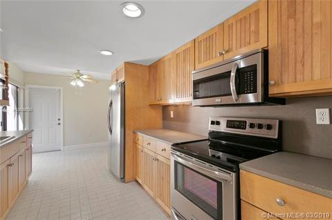 19731 E Lk #19731, Hialeah, FL 33015 photo 10