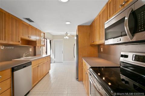 19731 E Lk #19731, Hialeah, FL 33015 photo 9