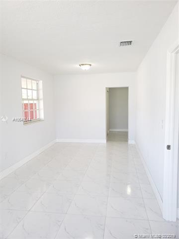 Undisclosed, Hialeah, FL 33013 photo 18