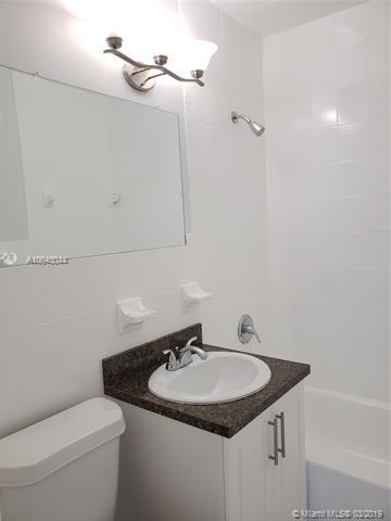 Undisclosed, Hialeah, FL 33013 photo 10