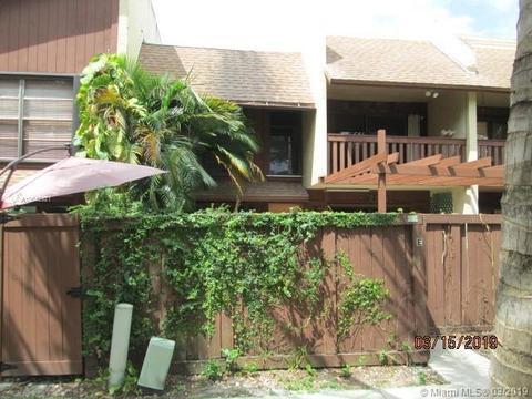 Undisclosed, Miami, FL 33173 photo 1