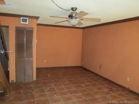 Undisclosed, Miami, FL 33173 photo 3