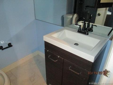 Undisclosed, Miami, FL 33173 photo 6