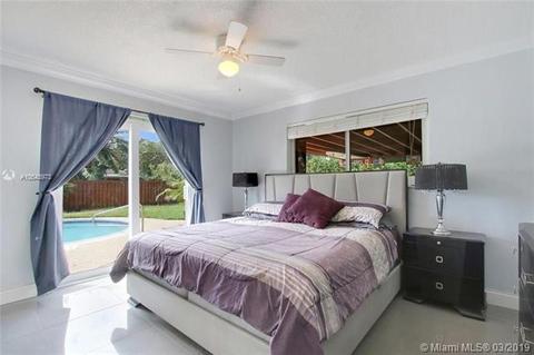 2020 NE 27th Ct, Lighthouse Point, FL 33064 photo 9
