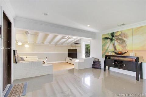 2020 NE 27th Ct, Lighthouse Point, FL 33064 photo 2