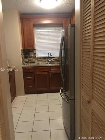 Undisclosed, Miami, FL 33172 photo 7