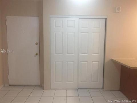 Undisclosed, Miami, FL 33172 photo 11
