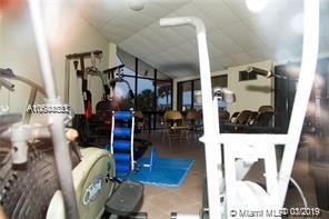 Undisclosed, Miami, FL 33172 photo 19