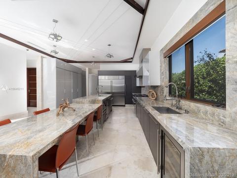 8901 SW 63rd Ct, Pinecrest, FL 33156 photo 9